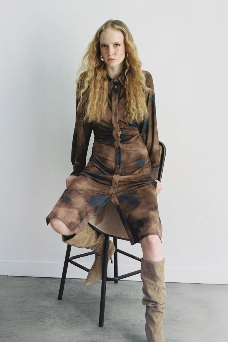 Batik Desenli Suni Süet Uzun Elbise - Haki - 2