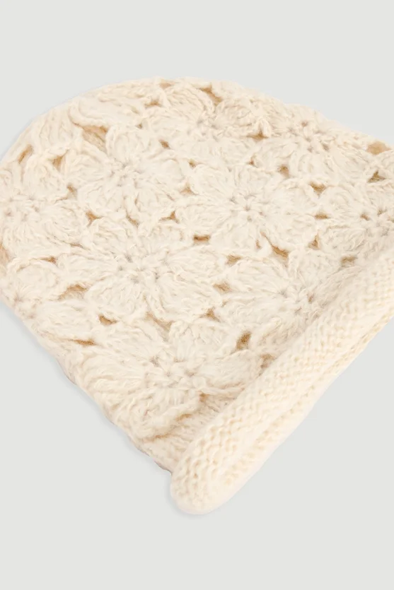 Floral Knit Beanie Beige - 2