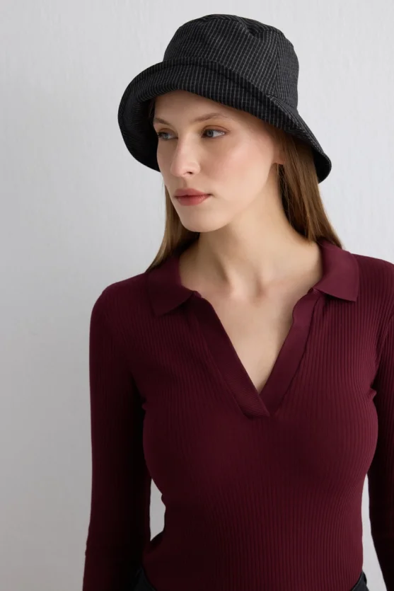 Mini Checkered Hat Black - 4