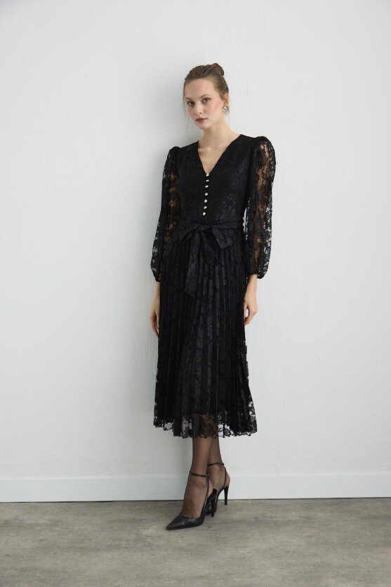 Pleated Lace Long Evening Dress Black - Gusto