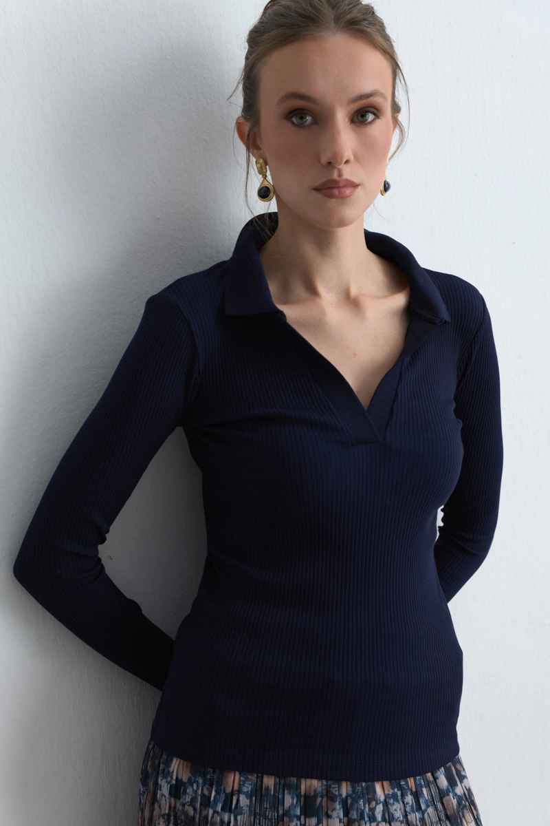 Polo Collar Cotton Knit Blouse Navy Blue - 2