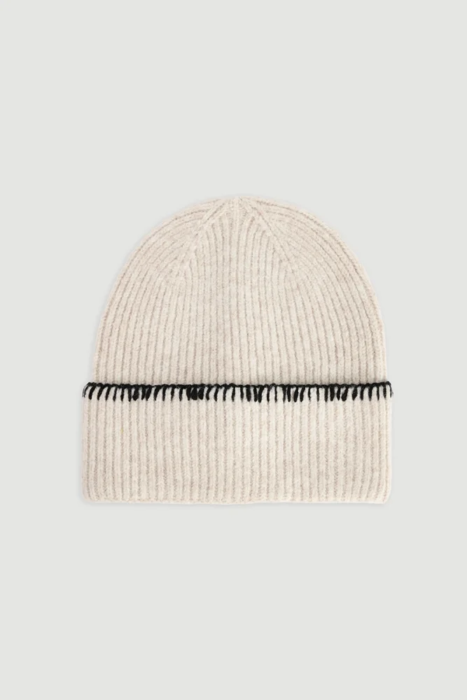 Shearling Stitch Beanie Beige